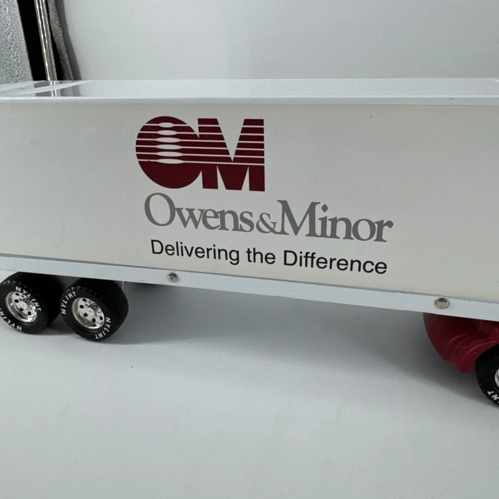 Semi Truck‎ (Plastic) & Metal Trailer Owens & Minor by Funrise w/Sound VTG 2002